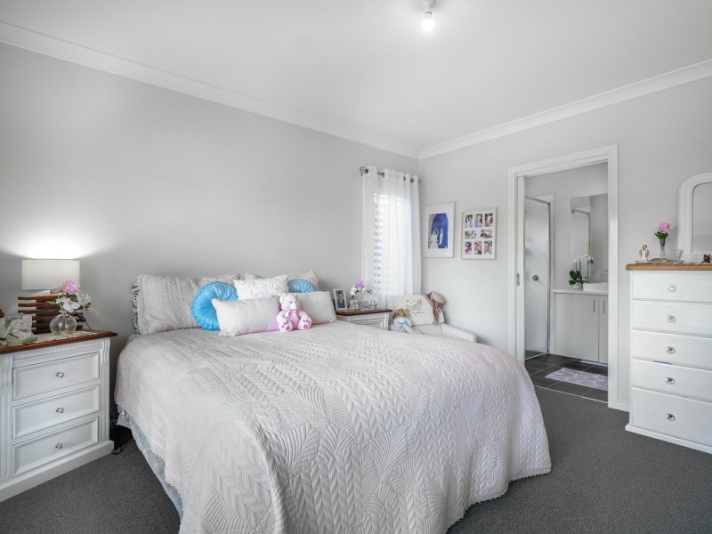 4 Turnberry Lane, Medowie NSW 2318