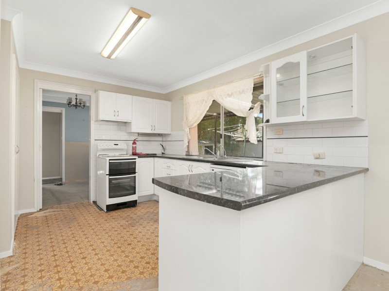 3 Larkspur Parade, Metford NSW 2323