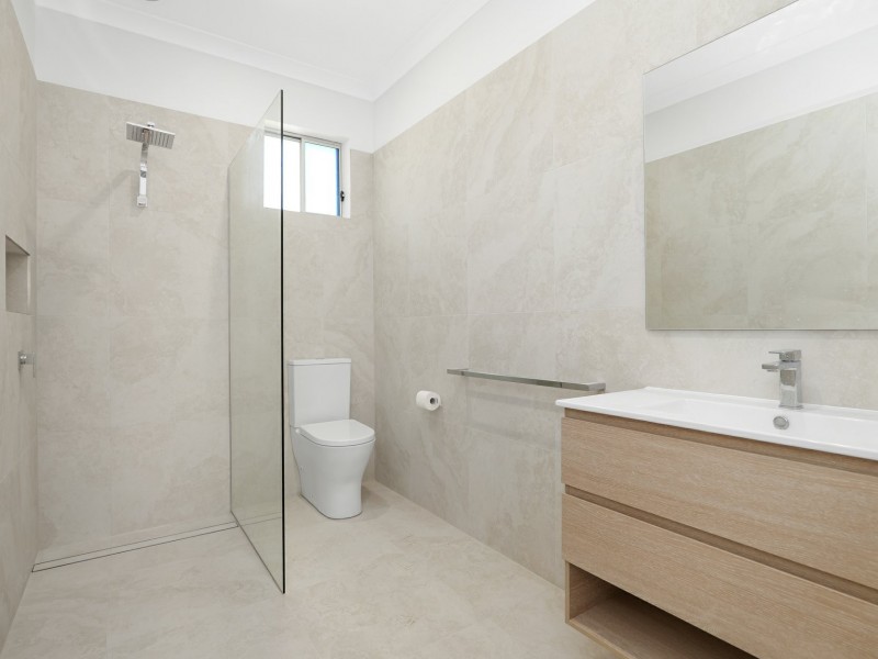 33 King Albert Avenue, Tanilba Bay NSW 2319