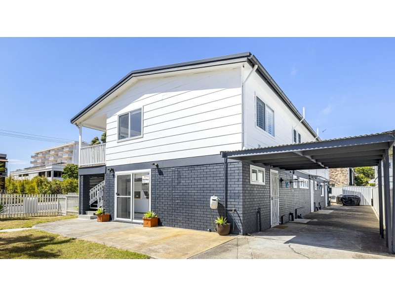 Unit 2/7 Messines Street, Shoal Bay NSW 2315