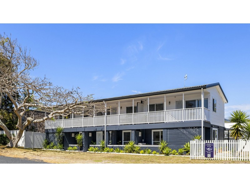 Unit 2/7 Messines Street, Shoal Bay NSW 2315
