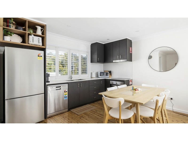 Unit 2/7 Messines Street, Shoal Bay NSW 2315