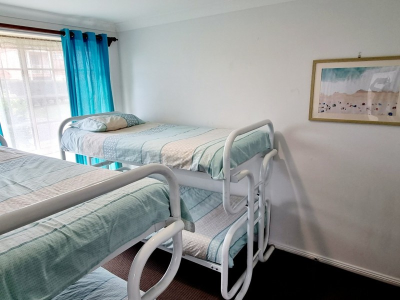 1/2 Edward Street, Shoal Bay NSW 2315