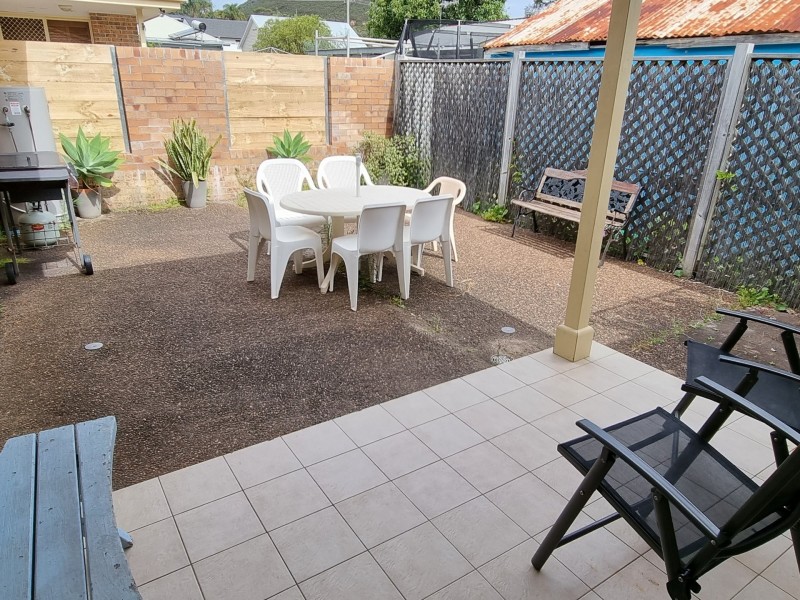 1/2 Edward Street, Shoal Bay NSW 2315