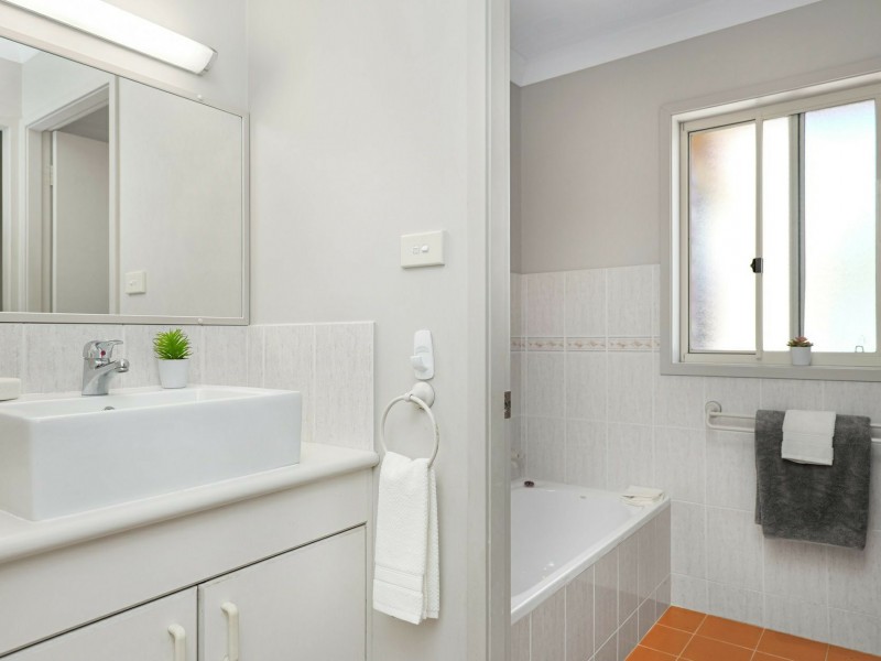 6b Reef Close, Fingal Bay NSW 2315
