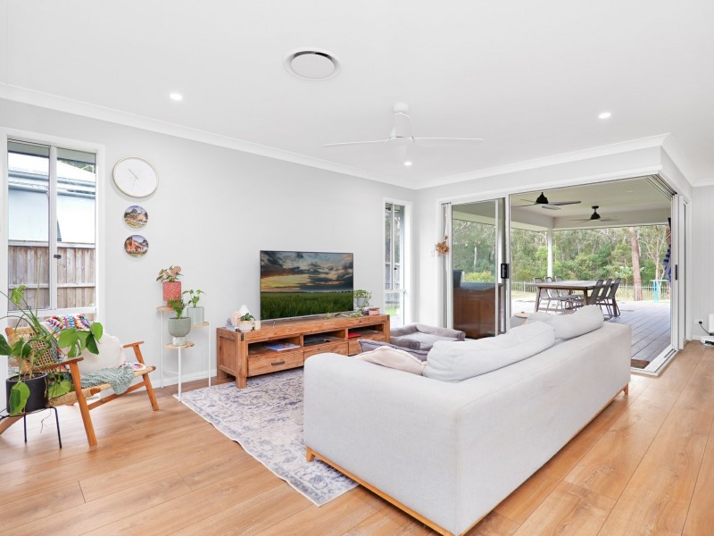 124 Sunningdale Cct, Medowie NSW 2318