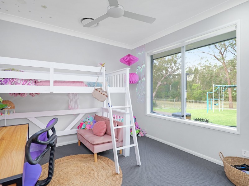 124 Sunningdale Cct, Medowie NSW 2318