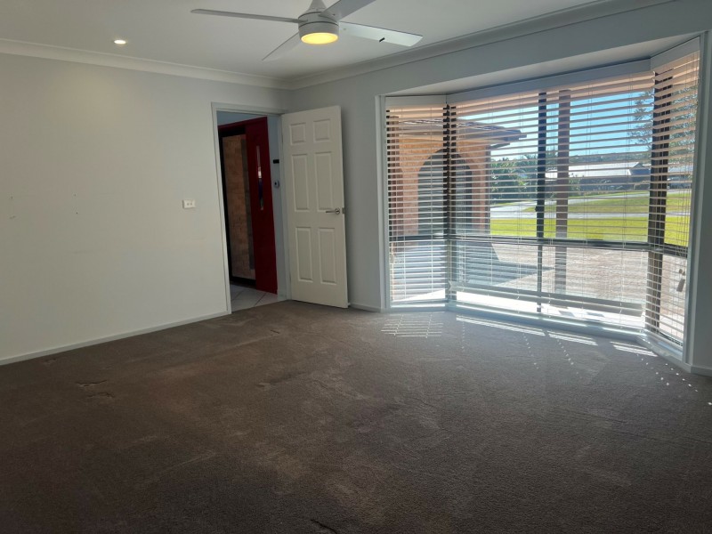 12 Clonmeen Circuit, Anna Bay NSW 2316