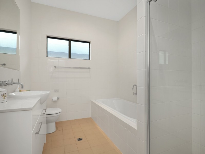 38 Sunningdale Cct, Medowie NSW 2318