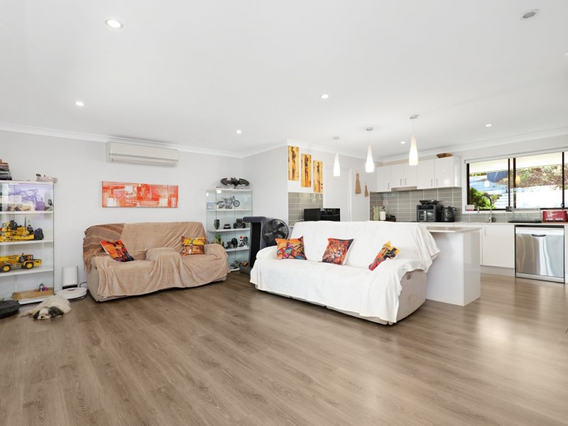 14 Pinehurst Way, Medowie NSW 2318