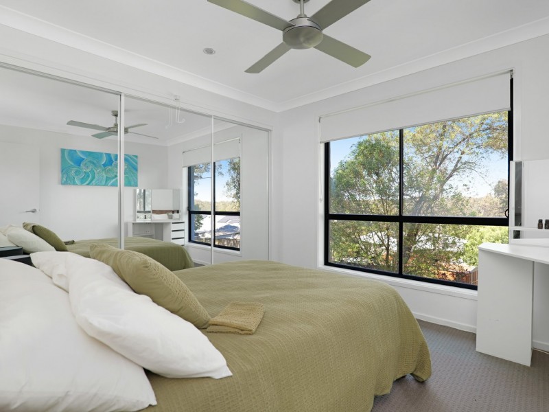 14 Pinehurst Way, Medowie NSW 2318