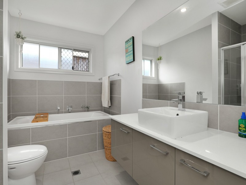 174 Sunningdale Circuit, Medowie NSW 2318