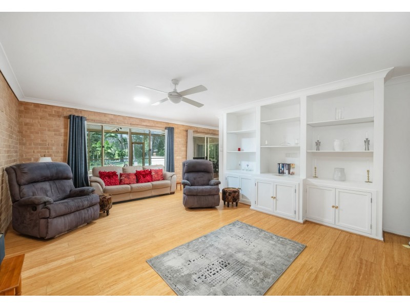 7 Koala Cl, Medowie NSW 2318