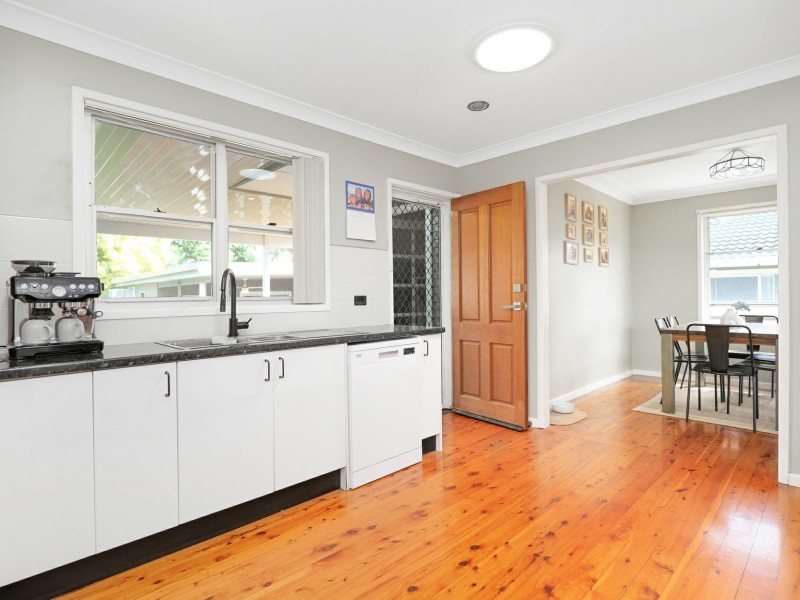 8 Silver Wattle Drive, Medowie NSW 2318