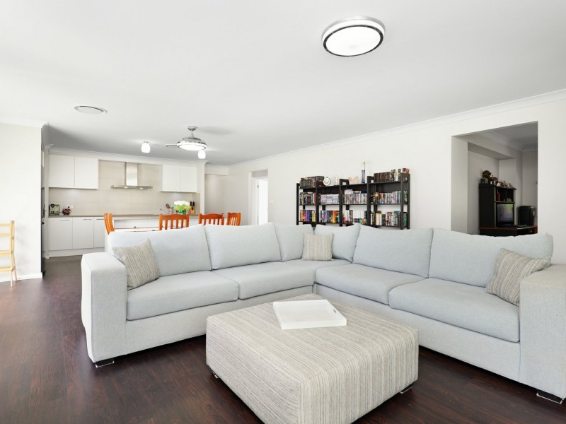 89 Sunningdale Cct, Medowie NSW 2318