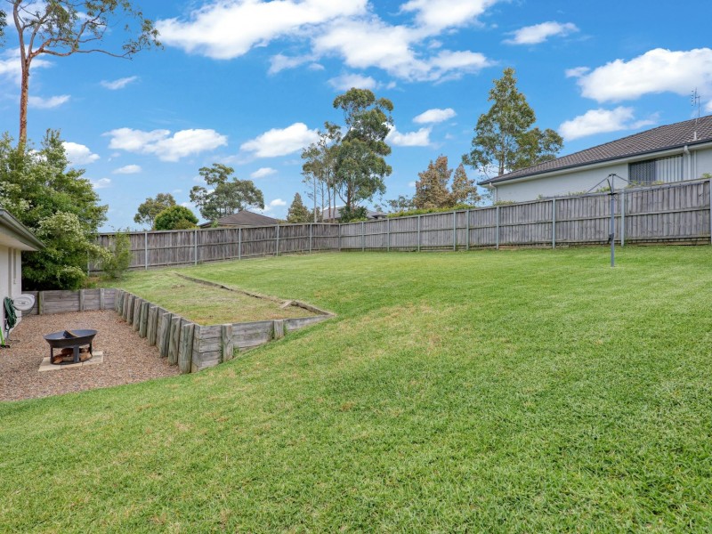 89 Sunningdale Cct, Medowie NSW 2318