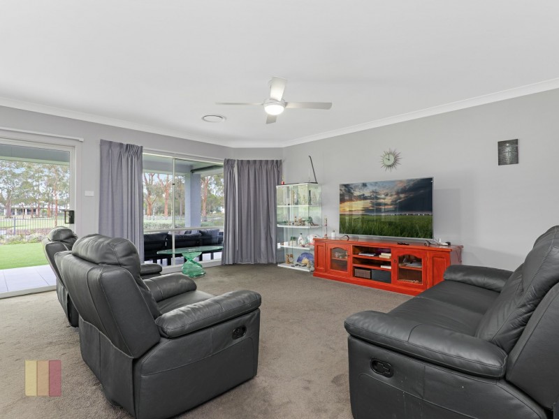 6 Turnberry Lane, Medowie NSW 2318