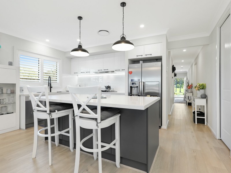 18 Macadamia Circuit, Medowie NSW 2318