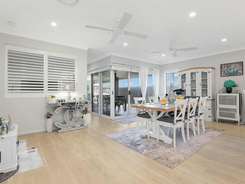 18 Macadamia Circuit, Medowie NSW 2318