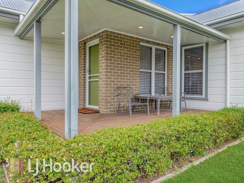 2 Glenarvon Road, Lorn NSW 2320