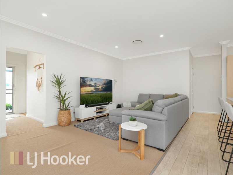 2 Glenarvon Road, Lorn NSW 2320