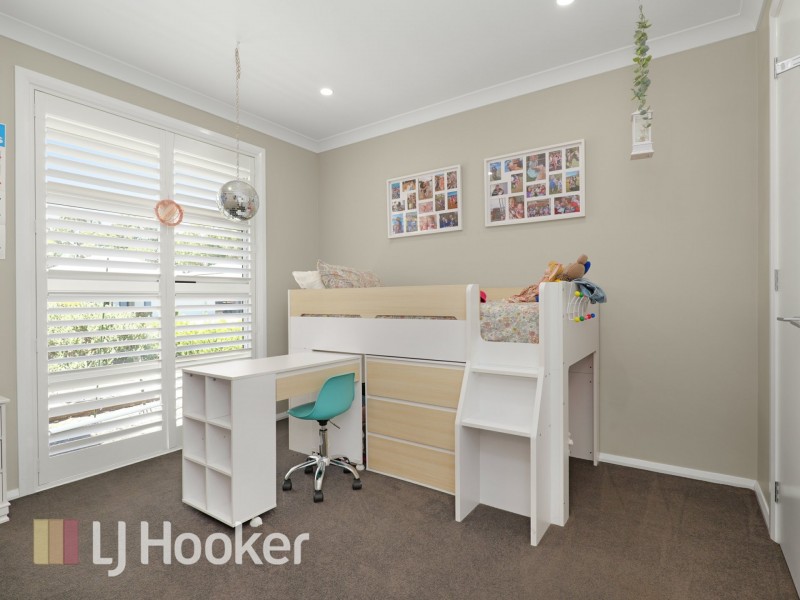 4 Augusta Place, Medowie NSW 2318