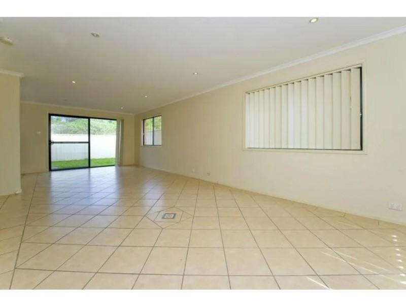 2/262 Sandy Point Road, Salamander Bay NSW 2317