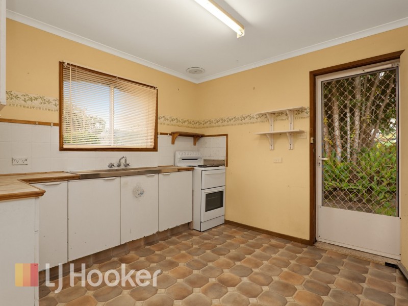 42 Cromarty Road, Soldiers Point NSW 2317