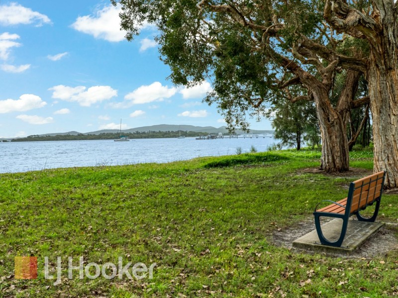 42 Cromarty Road, Soldiers Point NSW 2317
