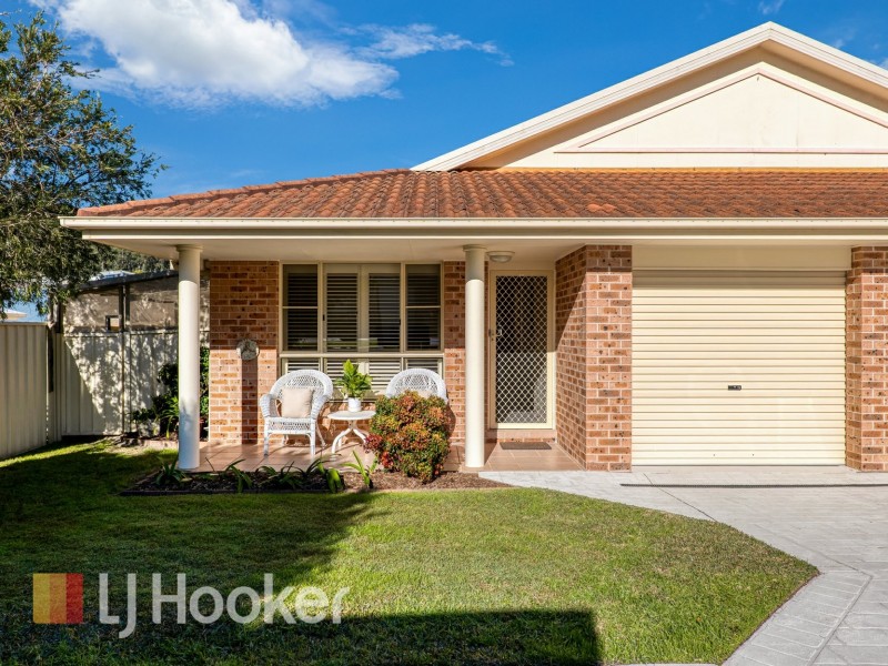 1/140 Spinnaker Way, Corlette NSW 2315