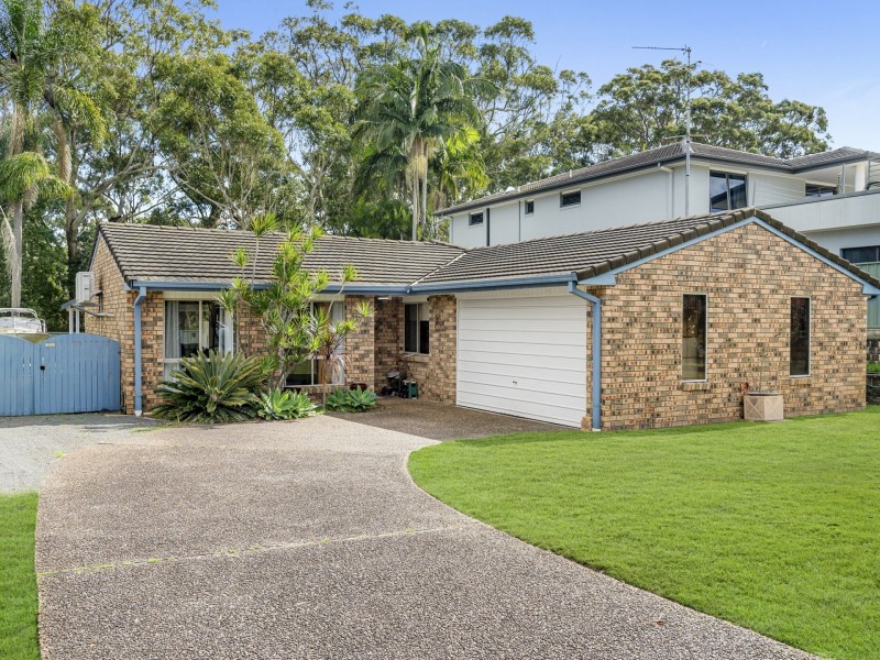 220 Sandy Point Road, Salamander Bay NSW 2317