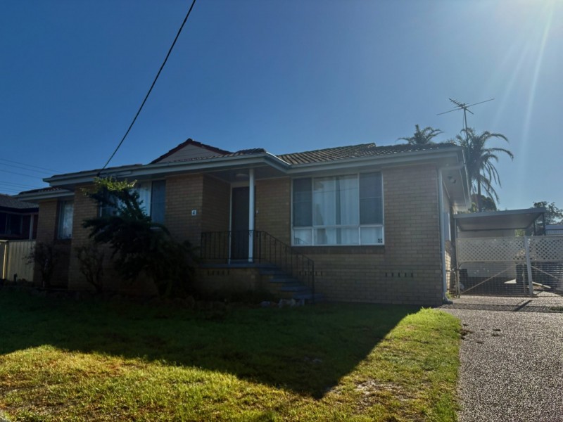 4 Tregenna Street, Raymond Terrace NSW 2324