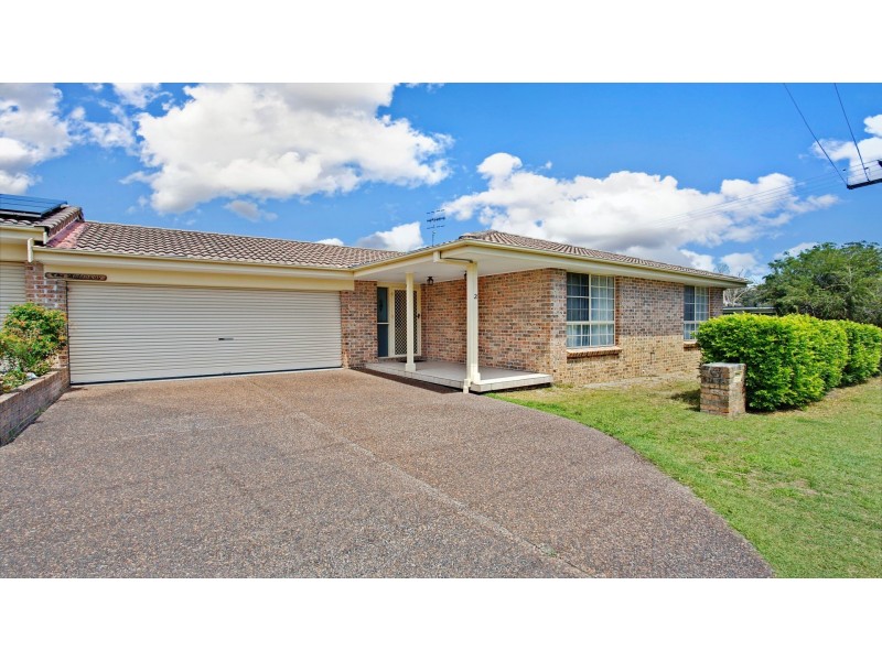 1/2 Edward Street, Shoal Bay NSW 2315