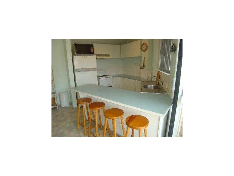 10/ “Thurlow Lodge” Thurlow Avenue, Nelson Bay NSW 2315