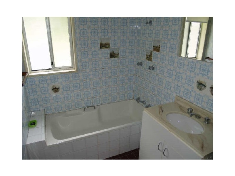 7 Russell Street, Lemon Tree Passage NSW 2319