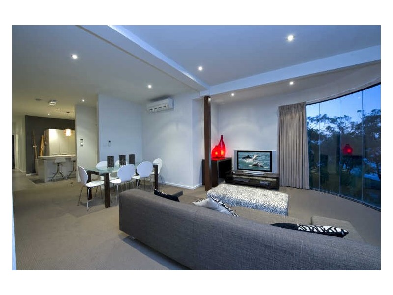 1 & 2/47 Christmas Bush Avenue, Nelson Bay NSW 2315
