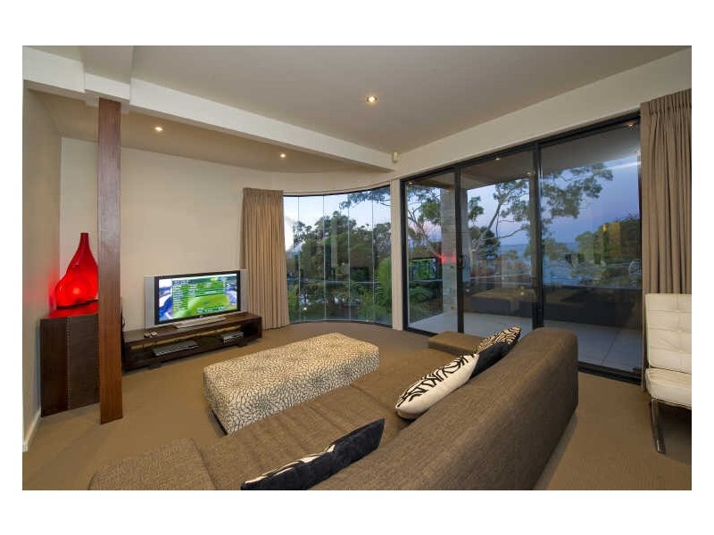 1 & 2/47 Christmas Bush Avenue, Nelson Bay NSW 2315