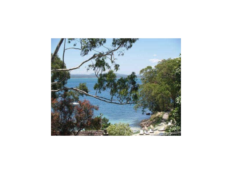 1 & 2/47 Christmas Bush Avenue, Nelson Bay NSW 2315