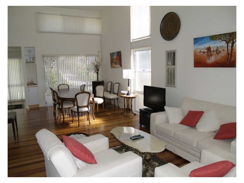 6 Seaview Crescent, Salamander Bay NSW 2317