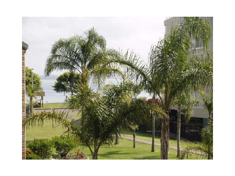 2/12 Kurrawa Close, Nelson Bay NSW 2315