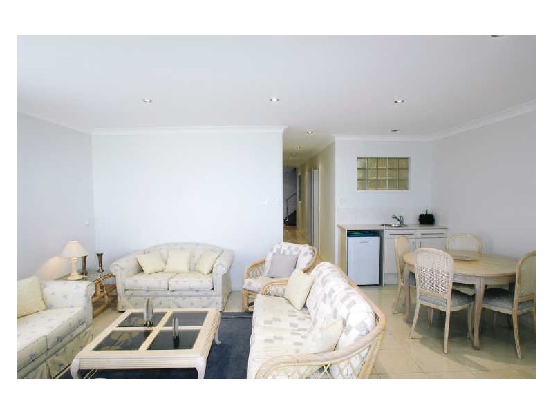 77A Kent Gardens, Soldiers Point NSW 2317