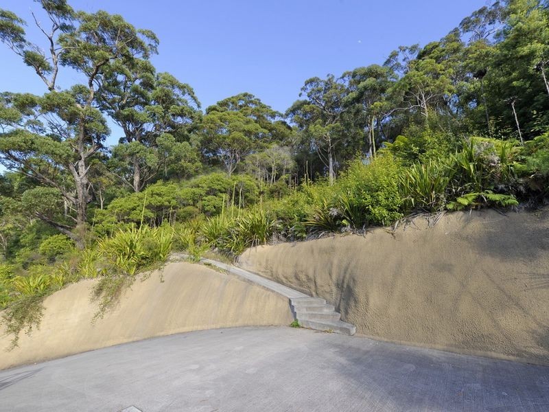 7 Tareebin Road, Nelson Bay NSW 2315
