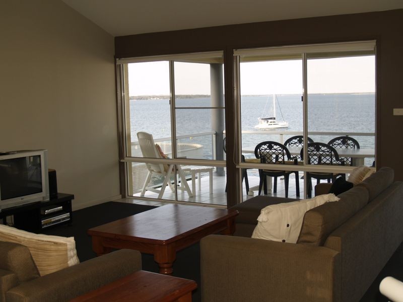 2/133 Soldiers Point Road, Soldiers Point NSW 2317