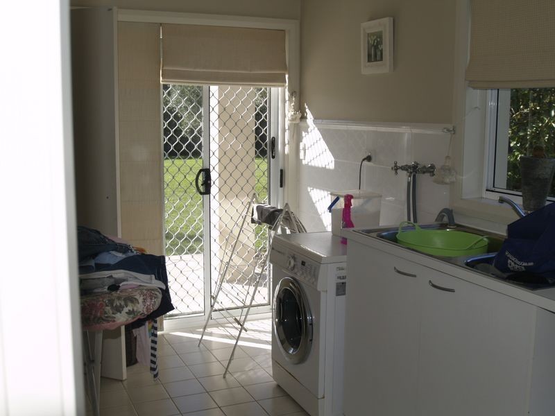 11 Casuarina Close, One Mile NSW 2316