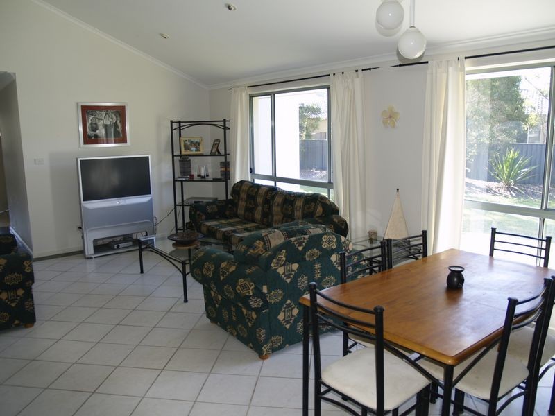 13 Casuarina Close, One Mile NSW 2316