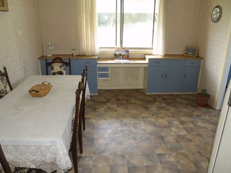 222 Marsh Road, Bobs Farm NSW 2316