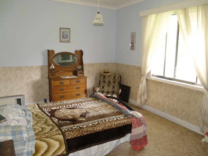 222 Marsh Road, Bobs Farm NSW 2316