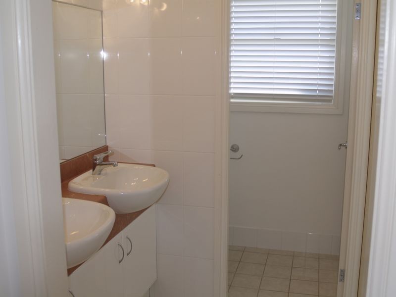 6 Kent Gardens, Soldiers Point NSW 2317