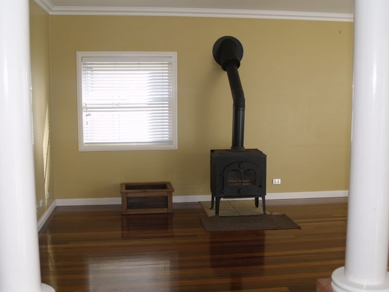 6 Kent Gardens, Soldiers Point NSW 2317