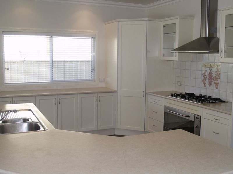 6 Kent Gardens, Soldiers Point NSW 2317